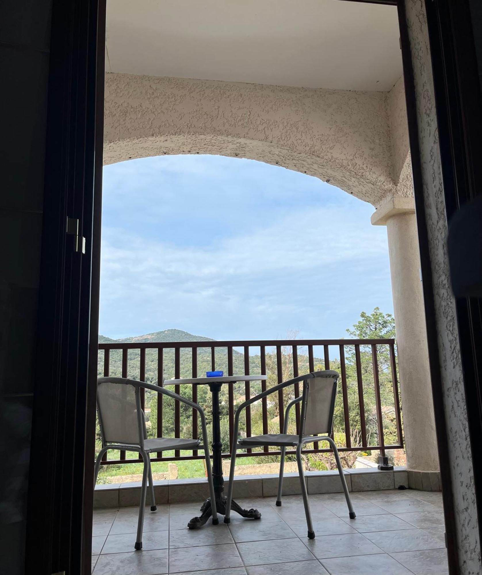 גלריה Residence U Filipaghju מראה חיצוני תמונה
